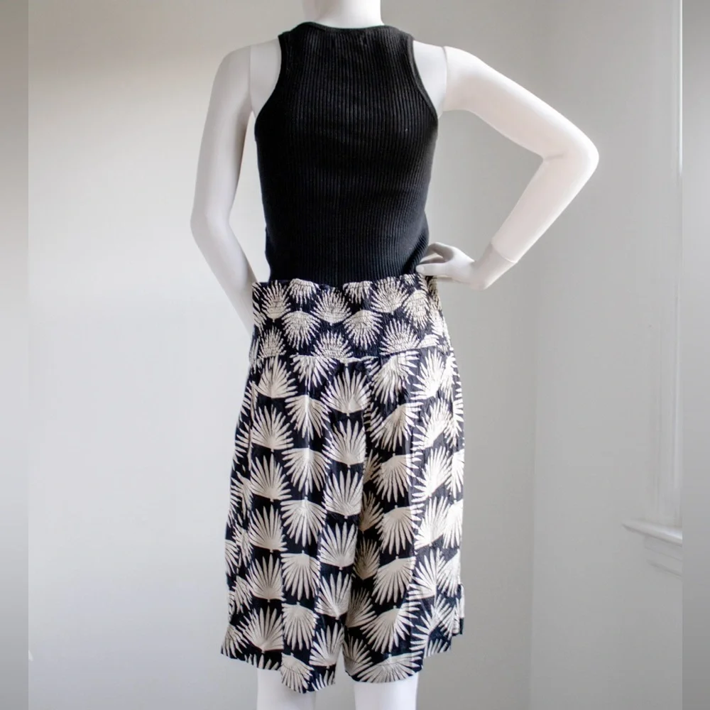 NWT! Masai Pinja Black & White Agave Print Women’s Trouser Shorts Size Large